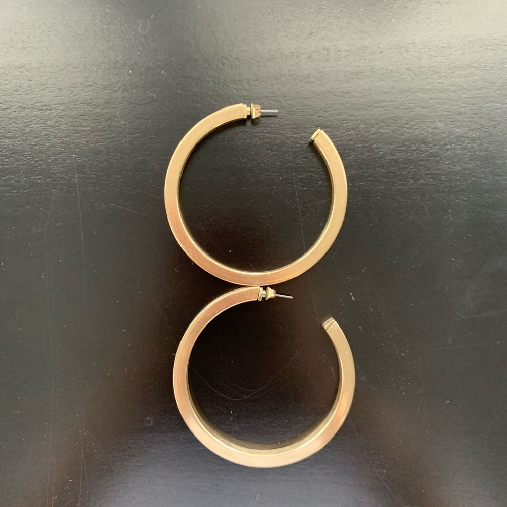 Large gold hoop earrings